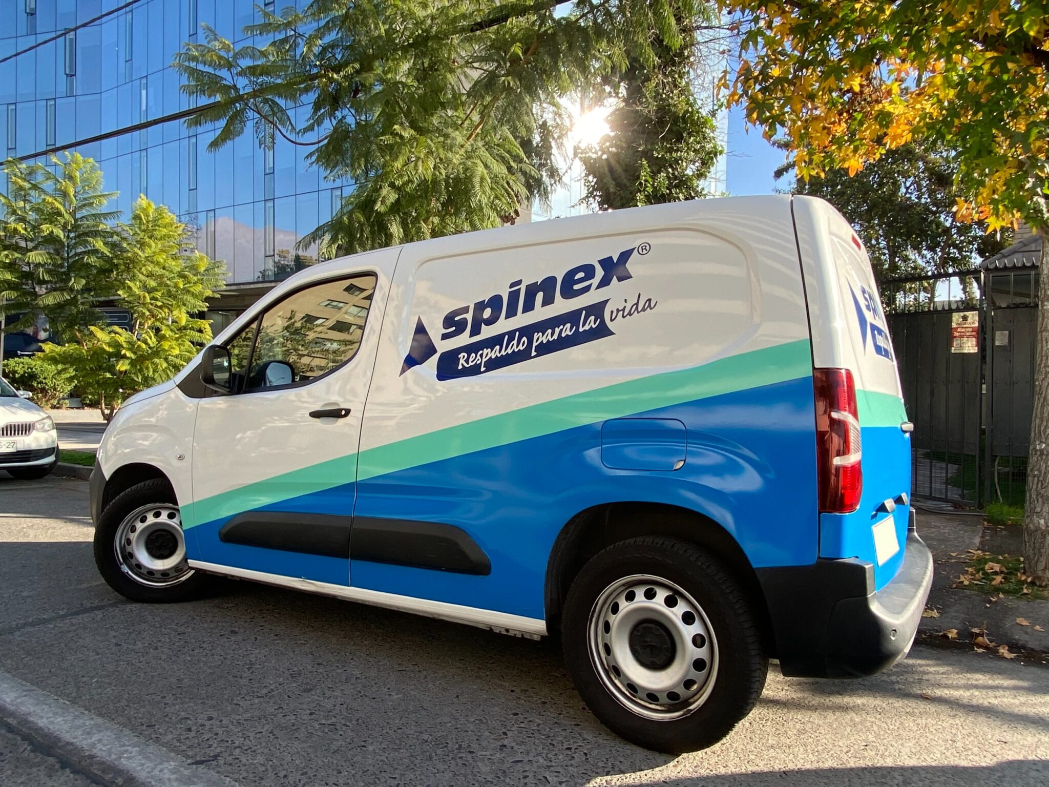 Camioneta Spinex